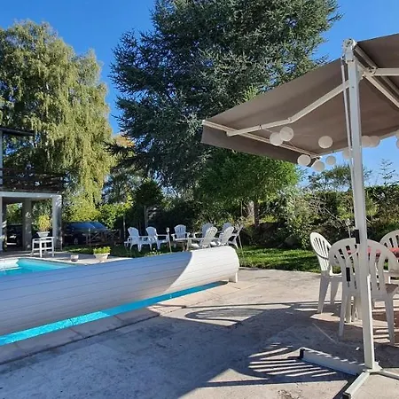 Le De Brassac Holiday home *