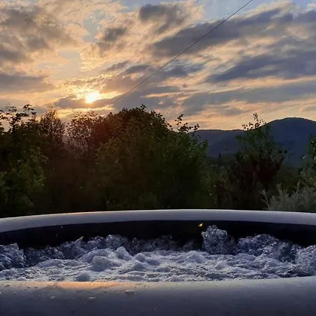 Le De Brassac Semesterbostad